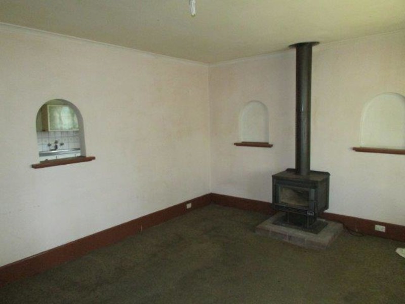 9 Gray Street, Donald VIC 3480