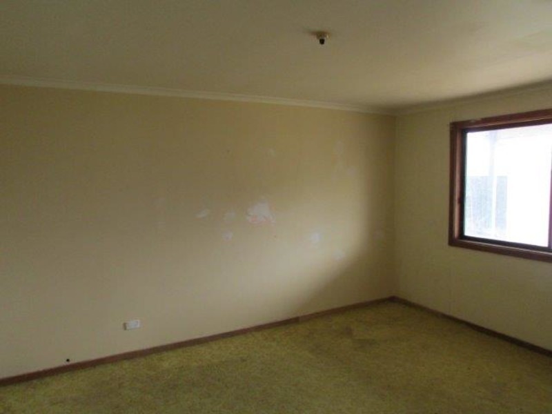 9 Gray Street, Donald VIC 3480