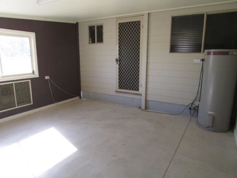 28 Thomas Street, Warracknabeal VIC 3393