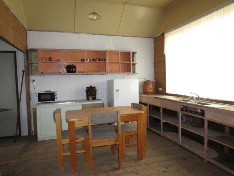 13 Molyneaux Street, Warracknabeal VIC 3393