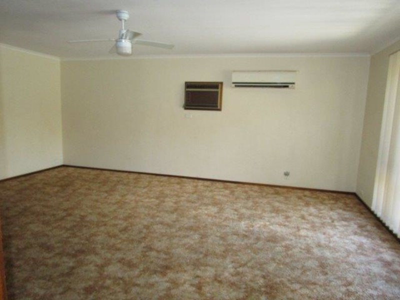 2/8 Mill Street, St Arnaud VIC 3478