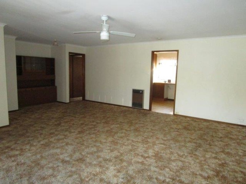 2/8 Mill Street, St Arnaud VIC 3478