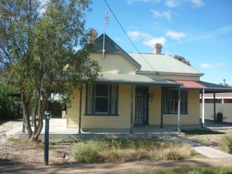 4 John Street, Jeparit VIC 3423