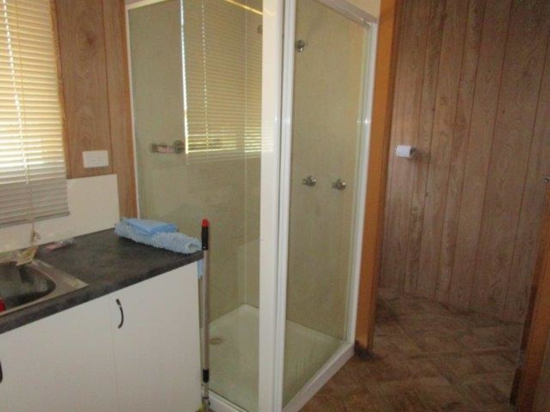 5 Gray Street, Donald VIC 3480