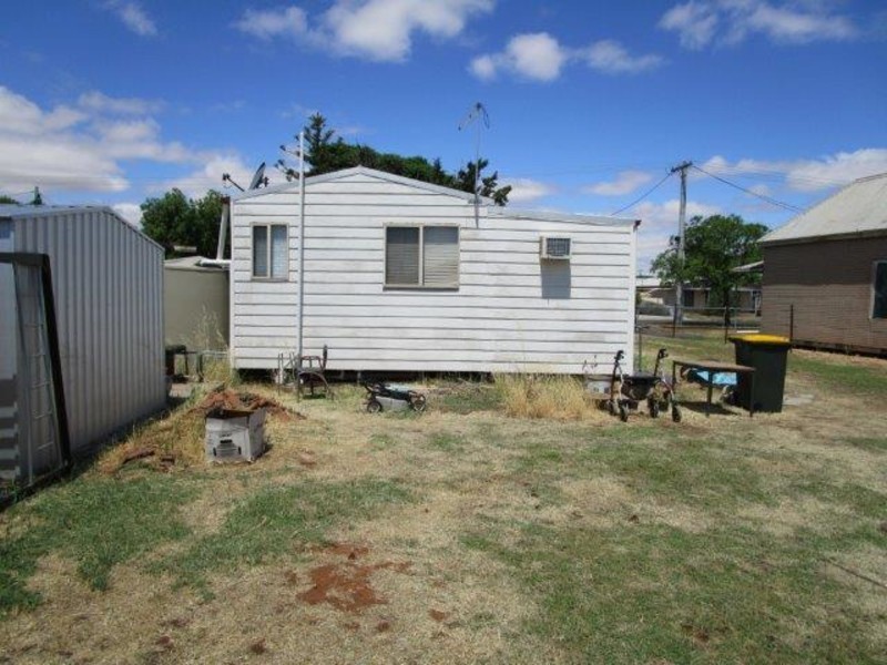 5 Gray Street, Donald VIC 3480