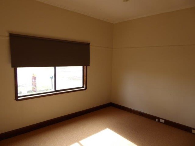 11 Shank Street, Warracknabeal VIC 3393