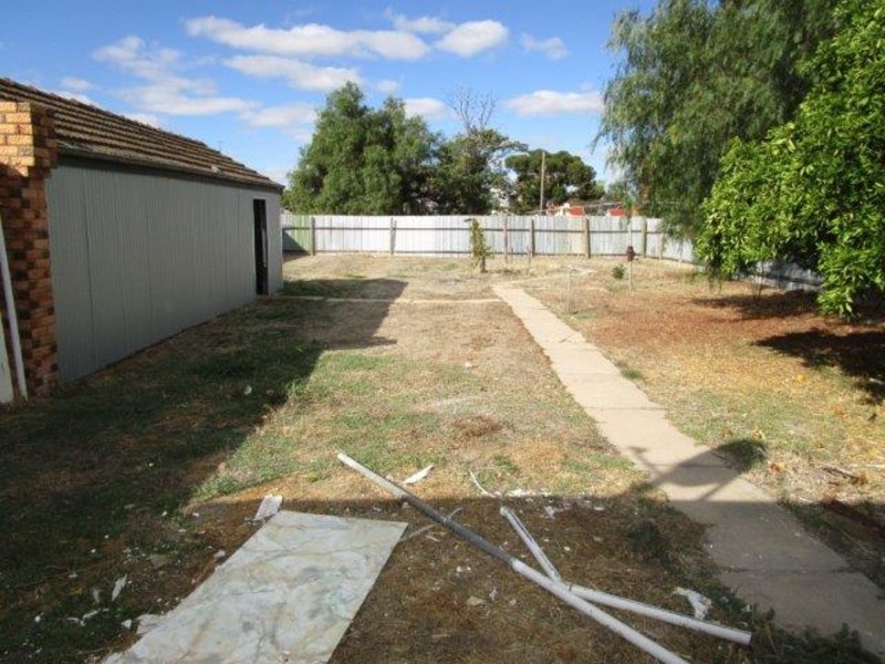 25 Devereux Street, Warracknabeal VIC 3393