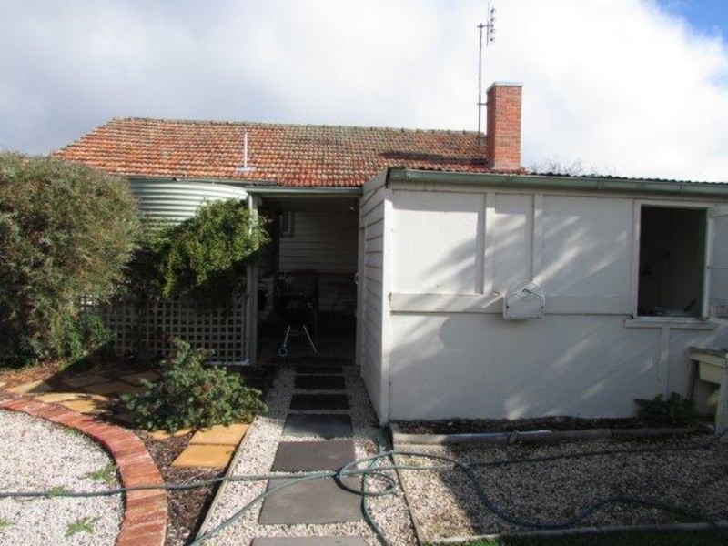 89 Anderson Street, Warracknabeal VIC 3393