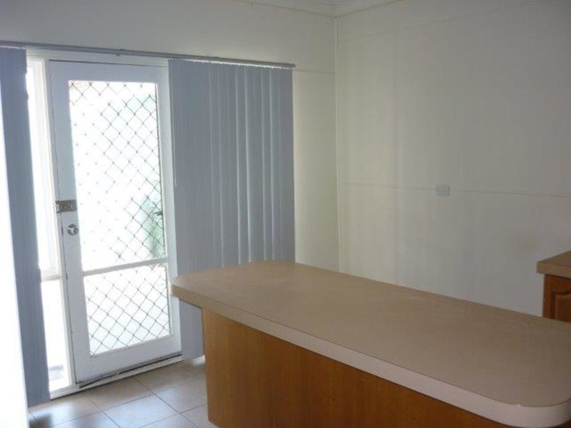 31 Molyneaux Street, Warracknabeal VIC 3393