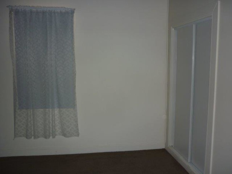 31 Molyneaux Street, Warracknabeal VIC 3393