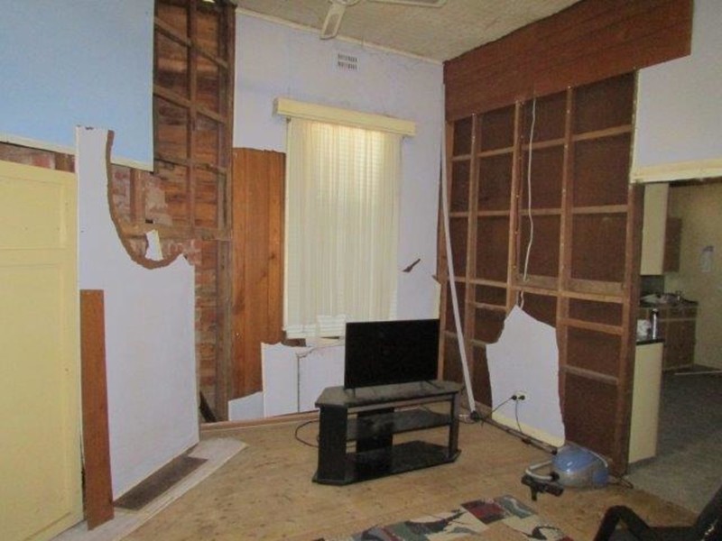 34 Cave Street, Donald VIC 3480