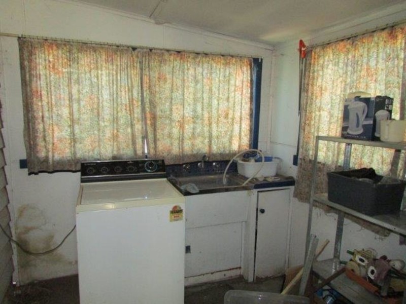 34 Cave Street, Donald VIC 3480