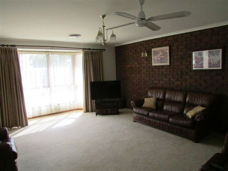 22 Broadway, Jeparit VIC 3423