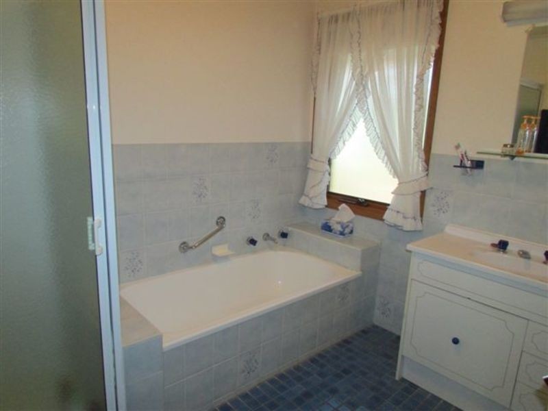 22 Broadway, Jeparit VIC 3423