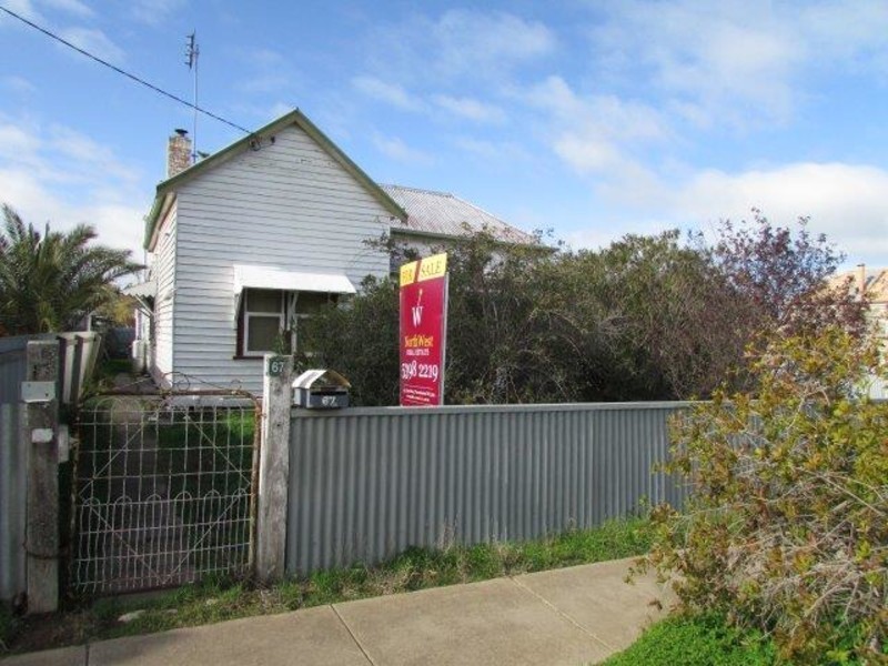67 Devereux Street, Warracknabeal VIC 3393