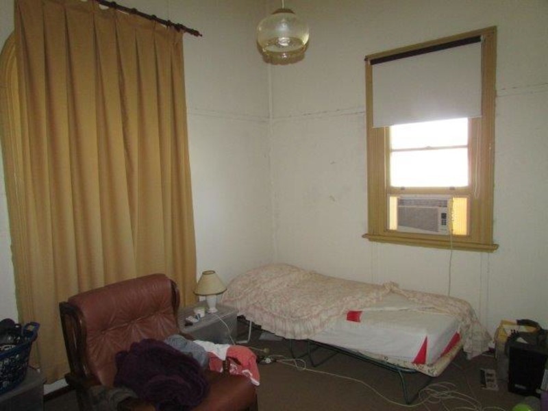 67 Devereux Street, Warracknabeal VIC 3393