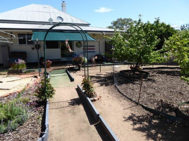 39 Church Street, Minyip VIC 3392