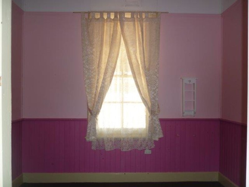 5 Walker Street, Donald VIC 3480