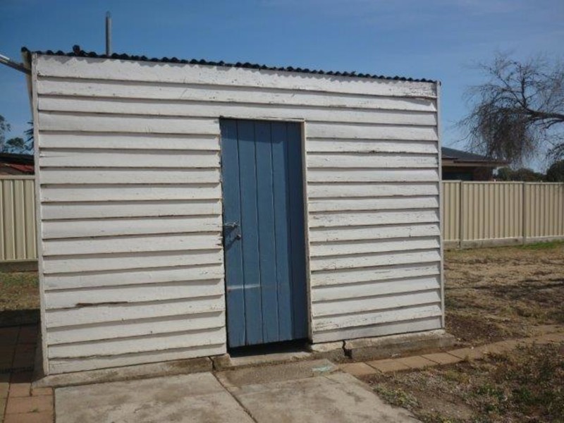 5 Walker Street, Donald VIC 3480