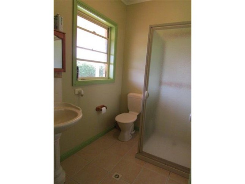 6 McLean Street, Warracknabeal VIC 3393