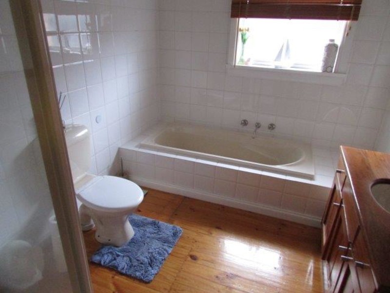 3B Millett Street, St Arnaud VIC 3478