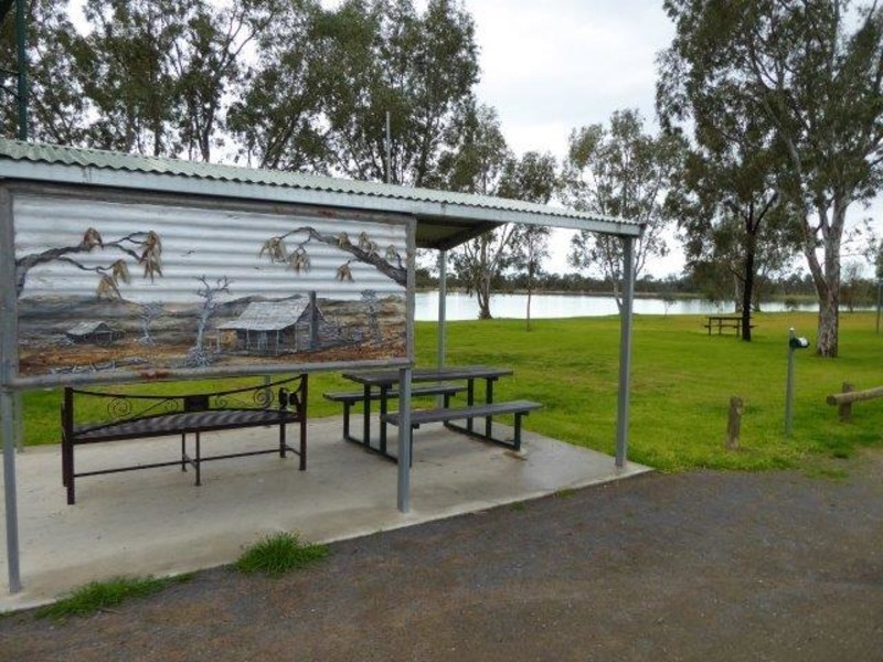 18 Hope Road, Hopetoun VIC 3396