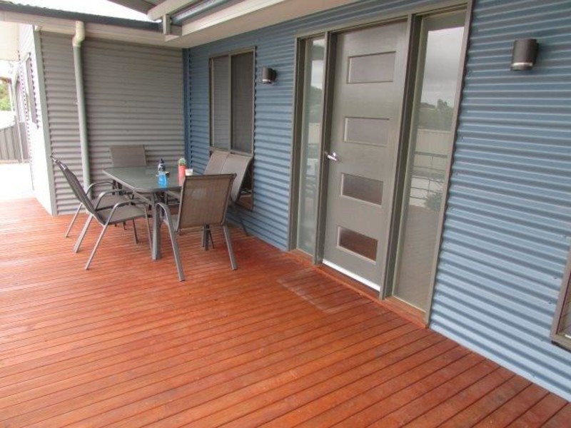 18 & 18a Sproats Lane, Donald VIC 3480