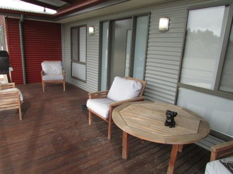 18 & 18a Sproats Lane, Donald VIC 3480