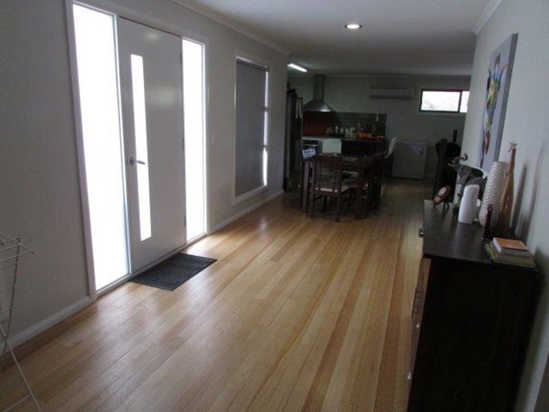 18 & 18a Sproats Lane, Donald VIC 3480