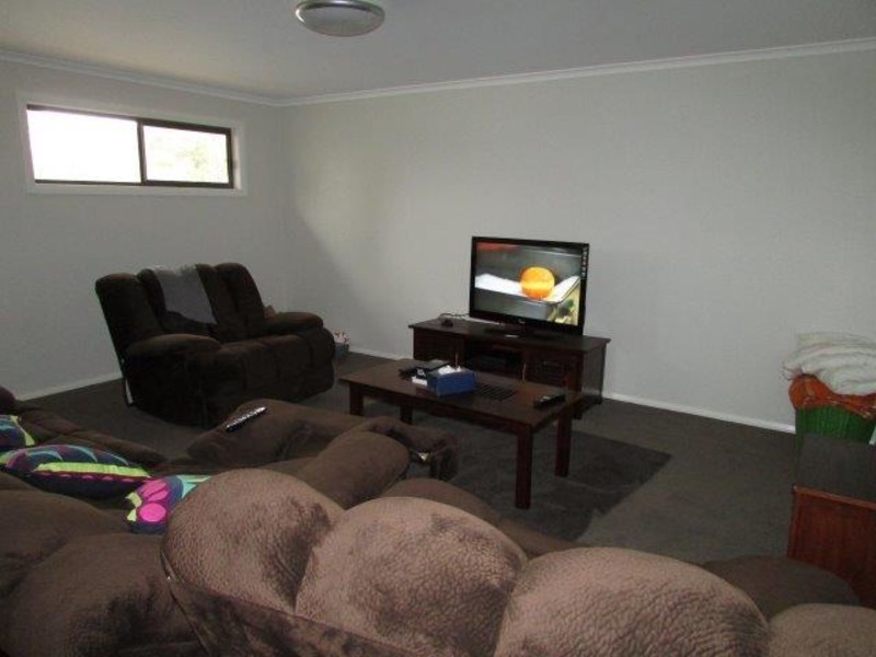 18 & 18a Sproats Lane, Donald VIC 3480