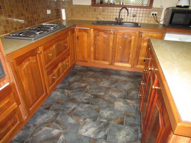 76 Lyle Street, Warracknabeal VIC 3393