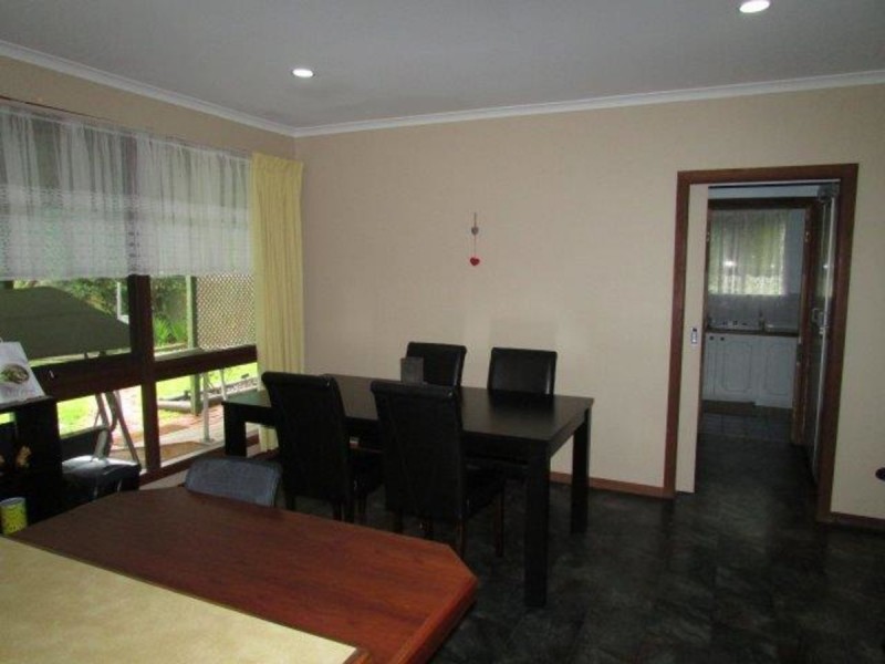 76 Lyle Street, Warracknabeal VIC 3393