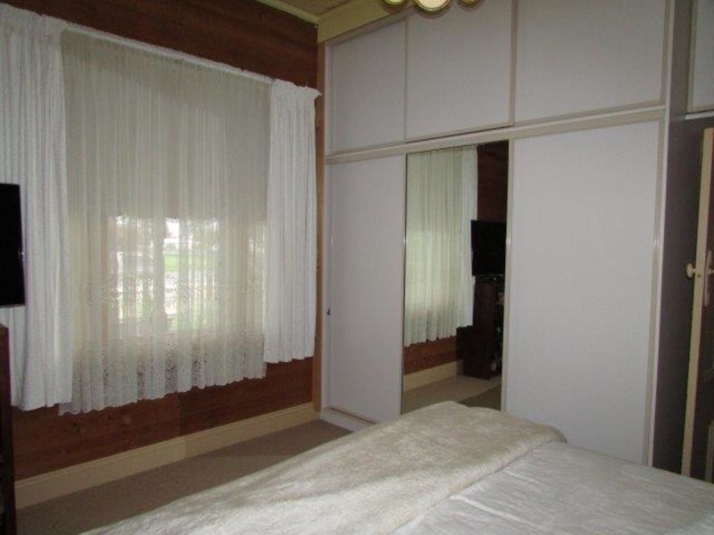 76 Lyle Street, Warracknabeal VIC 3393