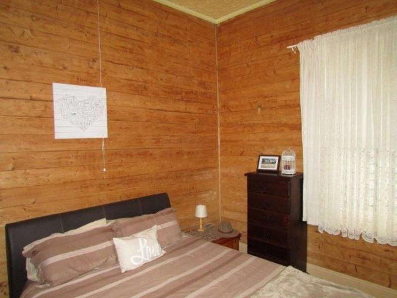 76 Lyle Street, Warracknabeal VIC 3393