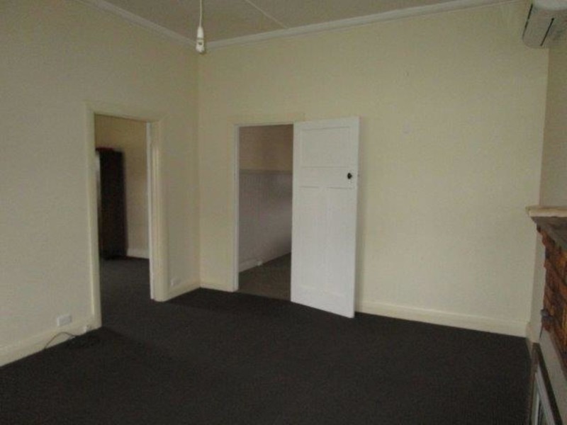 2 Kimberley Street, St Arnaud VIC 3478