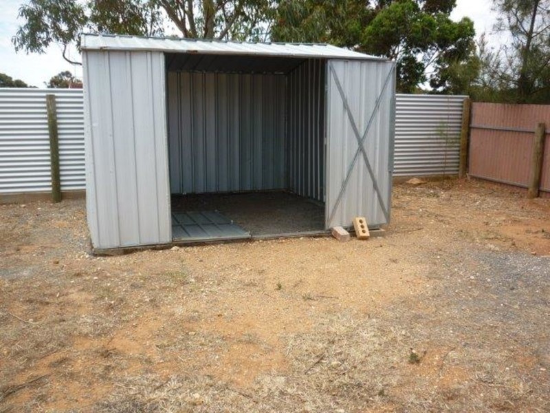 27 Sproats Lane, Donald VIC 3480