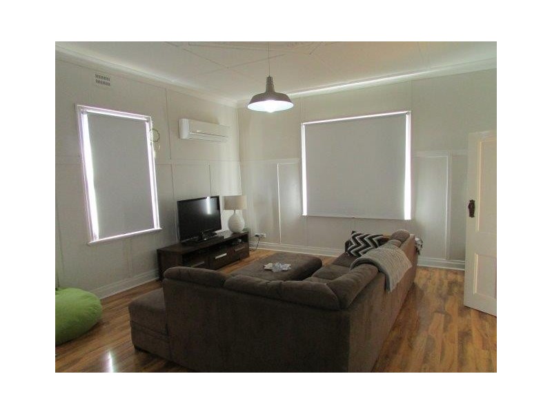 38 Anderson Street, Warracknabeal VIC 3393