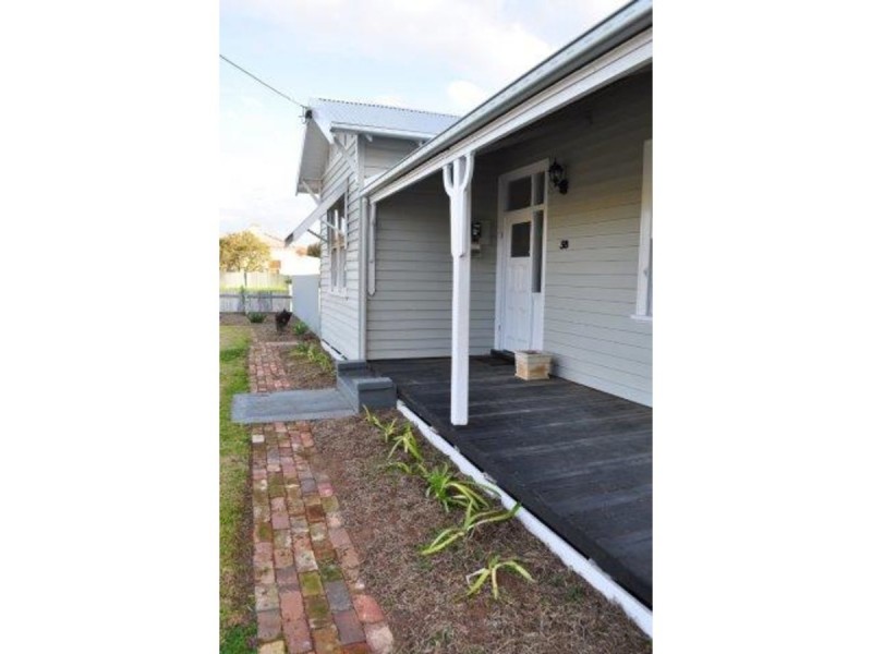 38 Anderson Street, Warracknabeal VIC 3393