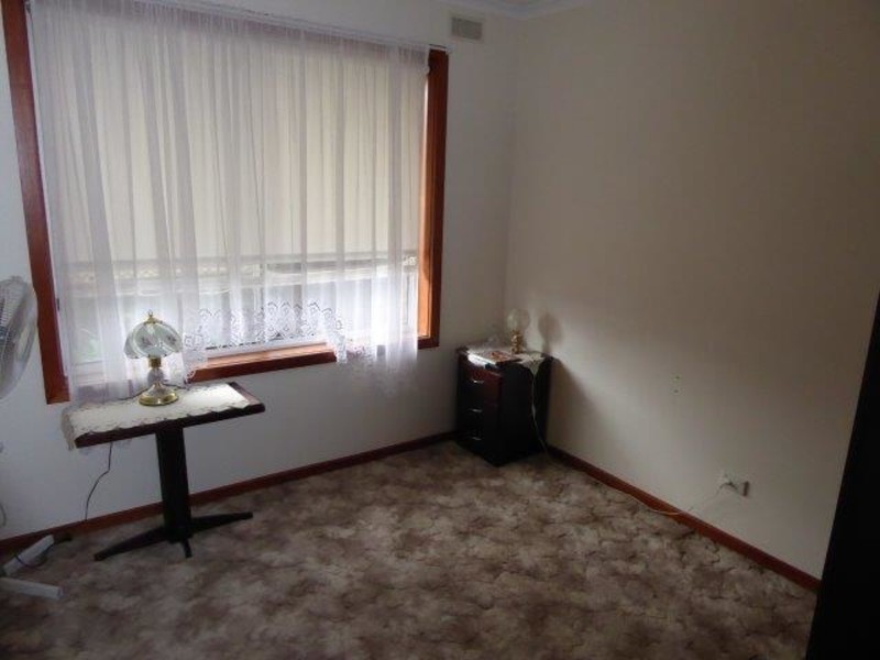 17 Woolcock Street, Warracknabeal VIC 3393