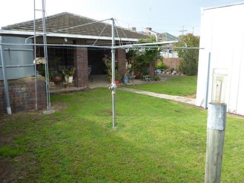 17 Woolcock Street, Warracknabeal VIC 3393