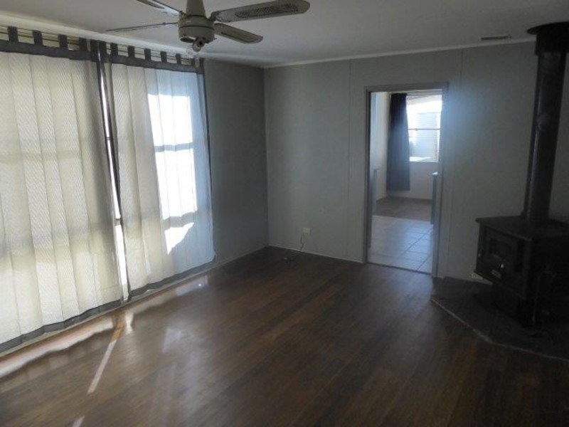 28 Gould Street, Warracknabeal VIC 3393