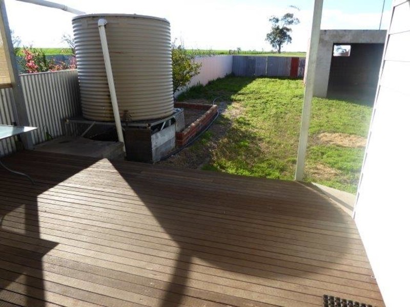 28 Gould Street, Warracknabeal VIC 3393