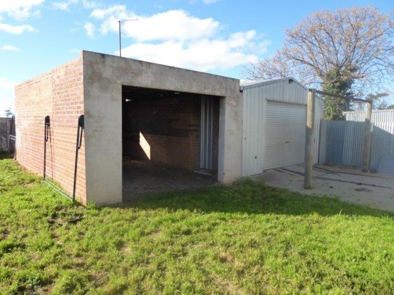 28 Gould Street, Warracknabeal VIC 3393