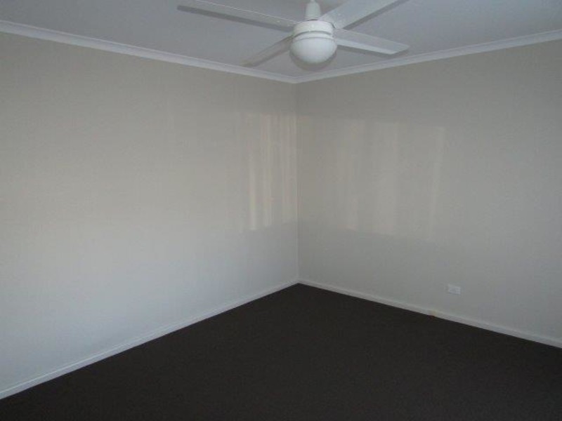 77 Molyneaux Street, Warracknabeal VIC 3393