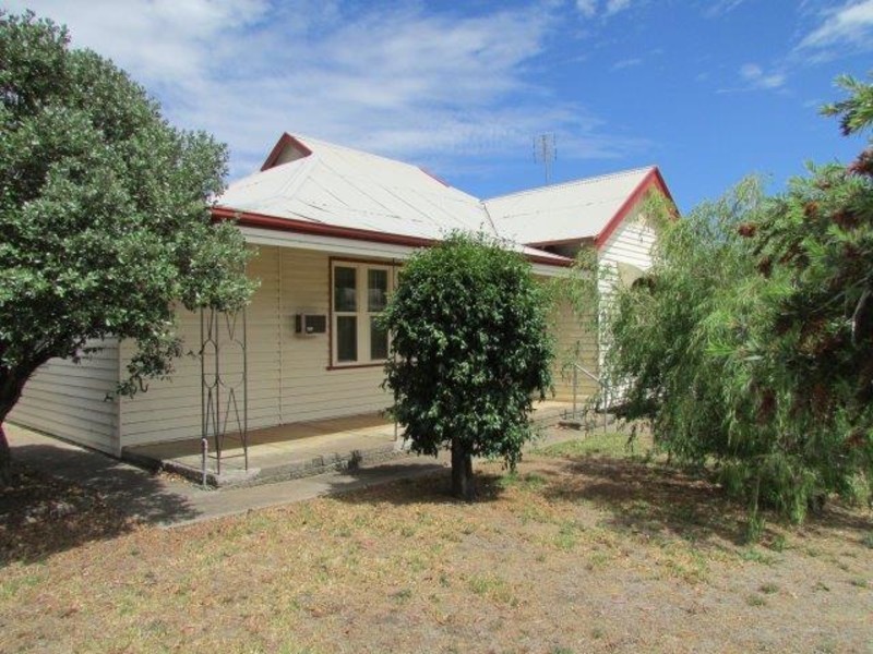 6 Wills Street, St Arnaud VIC 3478