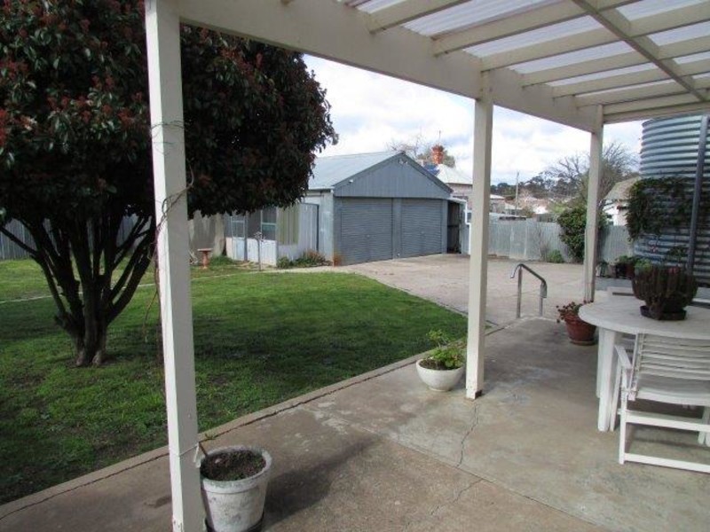 6 Wills Street, St Arnaud VIC 3478