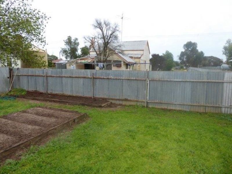 17 Lockwood Street, Birchip VIC 3483