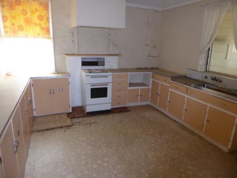 162 Woods Street, Donald VIC 3480