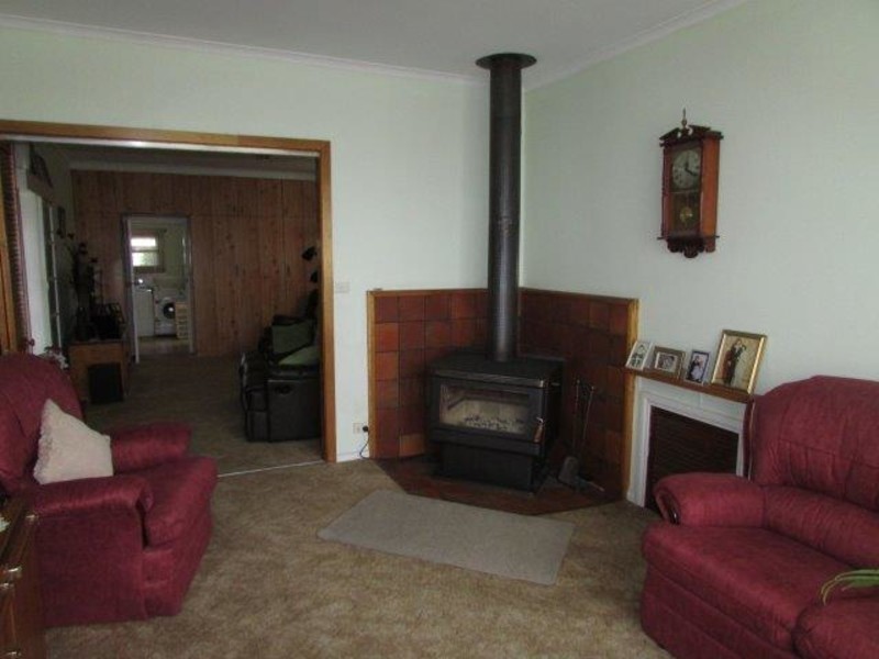 7 Elizabeth Street, Donald VIC 3480