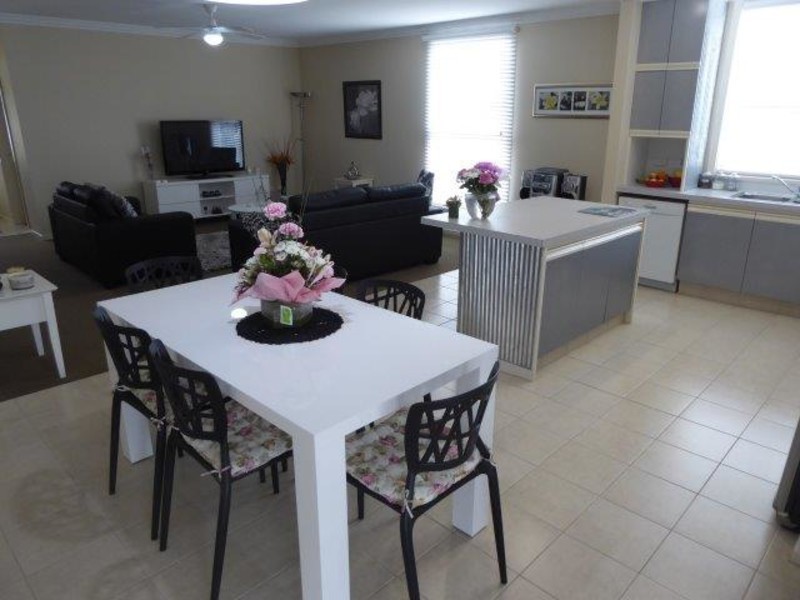 7 Duncan Street, Warracknabeal VIC 3393